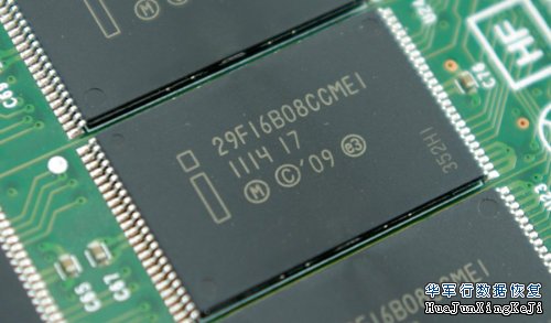 英特尔发力商用固态硬盘SSD Intel-SSD-710-NAND