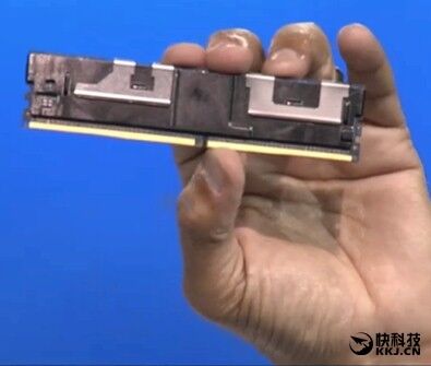 Intel首次展示3D Xpoint内存:兼容DDR4 Intel首次展示3D Xpoint内存:兼容DDR4