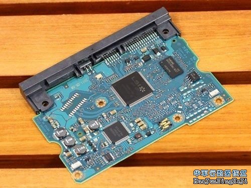 硬盘电路板常见损坏故障及维修方法