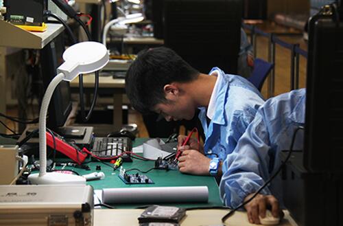 电子产品芯片级检测维修与数据恢复竞赛举行