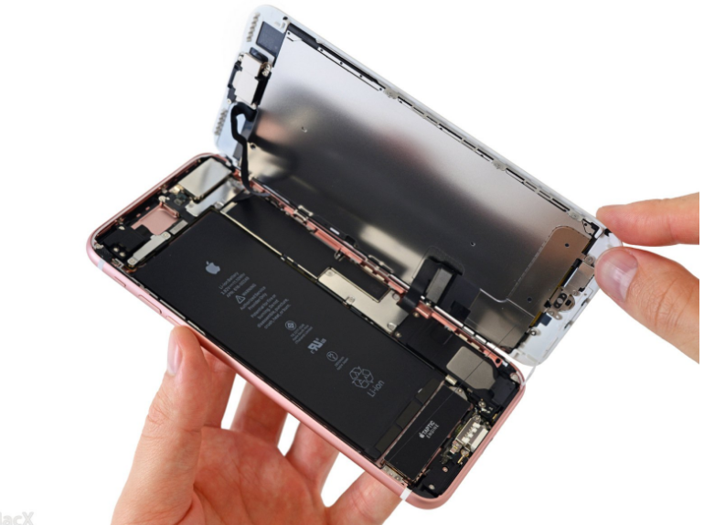 iPhone 7 Plus最全拆解！43张图告诉你谁抢走了耳机孔