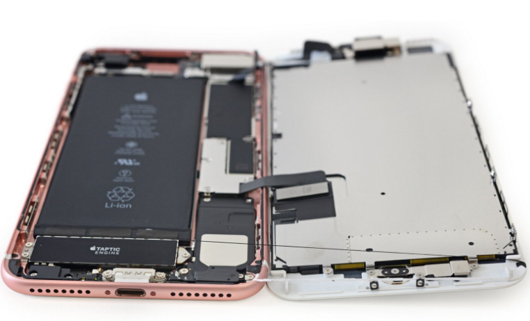 iPhone 7 Plus最全拆解！43张图告诉你谁抢走了耳机孔