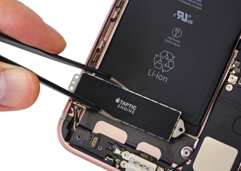 iPhone 7 Plus最全拆解！43张图告诉你谁抢走了耳机孔