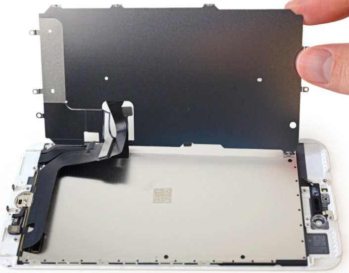 iPhone 7 Plus最全拆解！43张图告诉你谁抢走了耳机孔