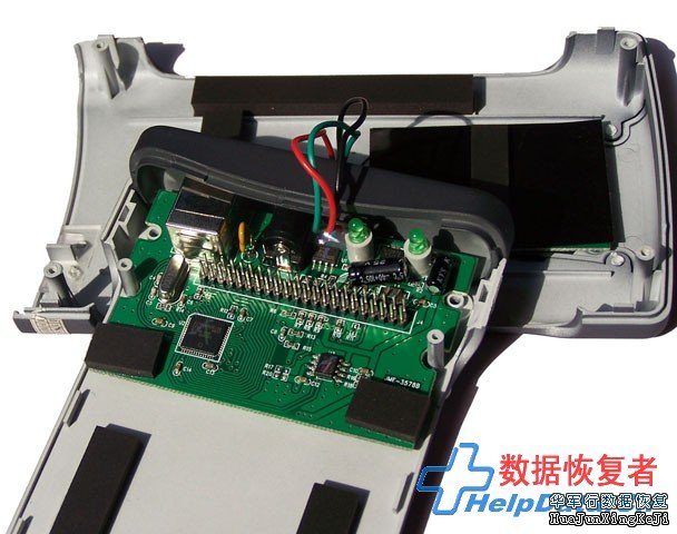 爱国者移动存储王拆解