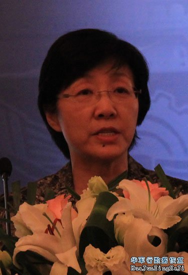 公安部邓宏敏:移动终端病毒干扰呈上升趋势 图文:安部网络安全保卫局副局长邓宏敏讲话