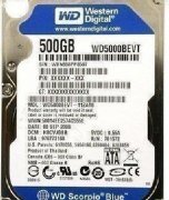 硬盘为WD WD5000BPVT-24HXZT3，500G，联想笔记本常见，加电检测并监听声音，硬盘不转动，但有轻微的咔咔声。
综合客户描述，笔记本长途运输过，初步认