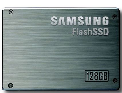 经工程师检测，确定硬盘中病毒了。于是利用专业设备对硬盘进行镜像，并分析镜像文件，最后将数据导出。客户验证满意后，并将原盘进行格式化，