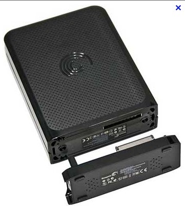 经工程师检测，磁头损坏了，于是工程师先将硬盘拿到无尘净化室更换匹配的磁头，并对盘片进行清洁。随后运用专业的数据恢复软件进行镜像、分析