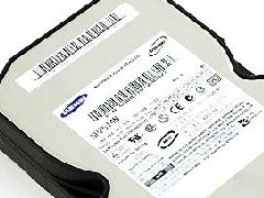 技王数据恢复工程师检测，硬盘正常的磁头老化，无法正常寻道，敲盘。要恢复数据只能是开盘处理。经过工程师一天的处理，开盘后数据全部原样恢