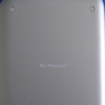 技王数据安全小贴士

数据丢失以后，还是有可能恢复回来，技王提醒各位数据丢失以后应该注意的问题： 

1、保护好现场，不要对故障硬盘或分区